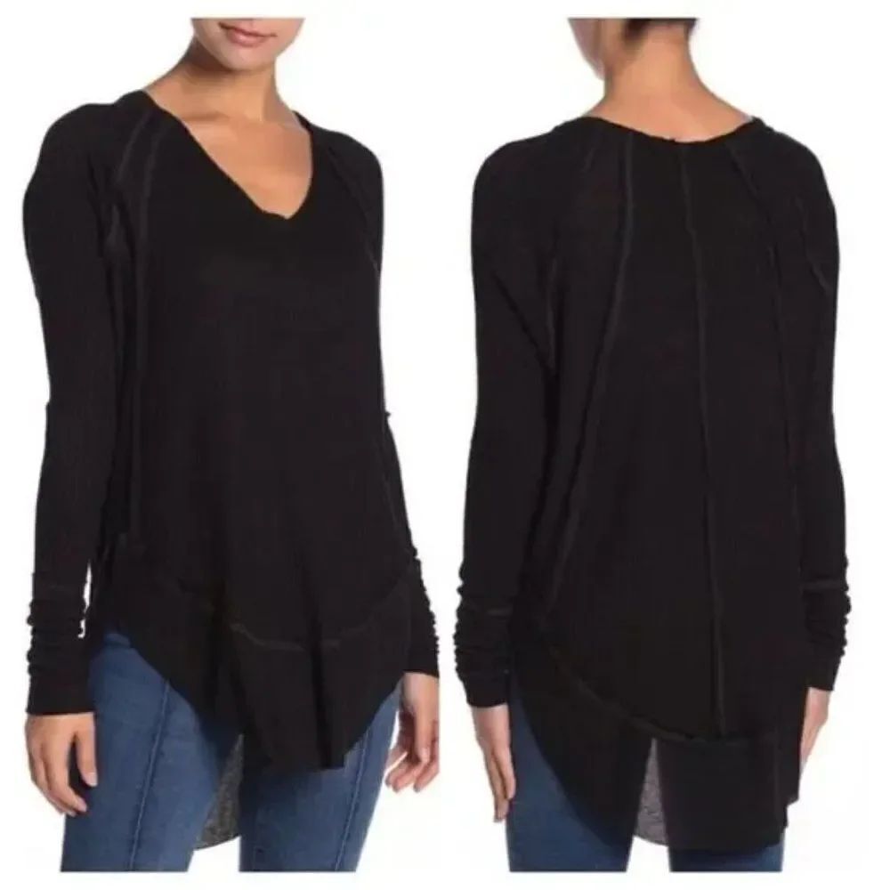 Free People Catalina V-Neck Thermal Top - size Small in Black.